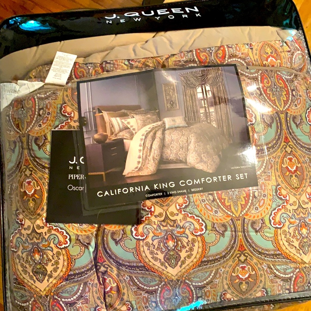 J Queen of New York King Bedding